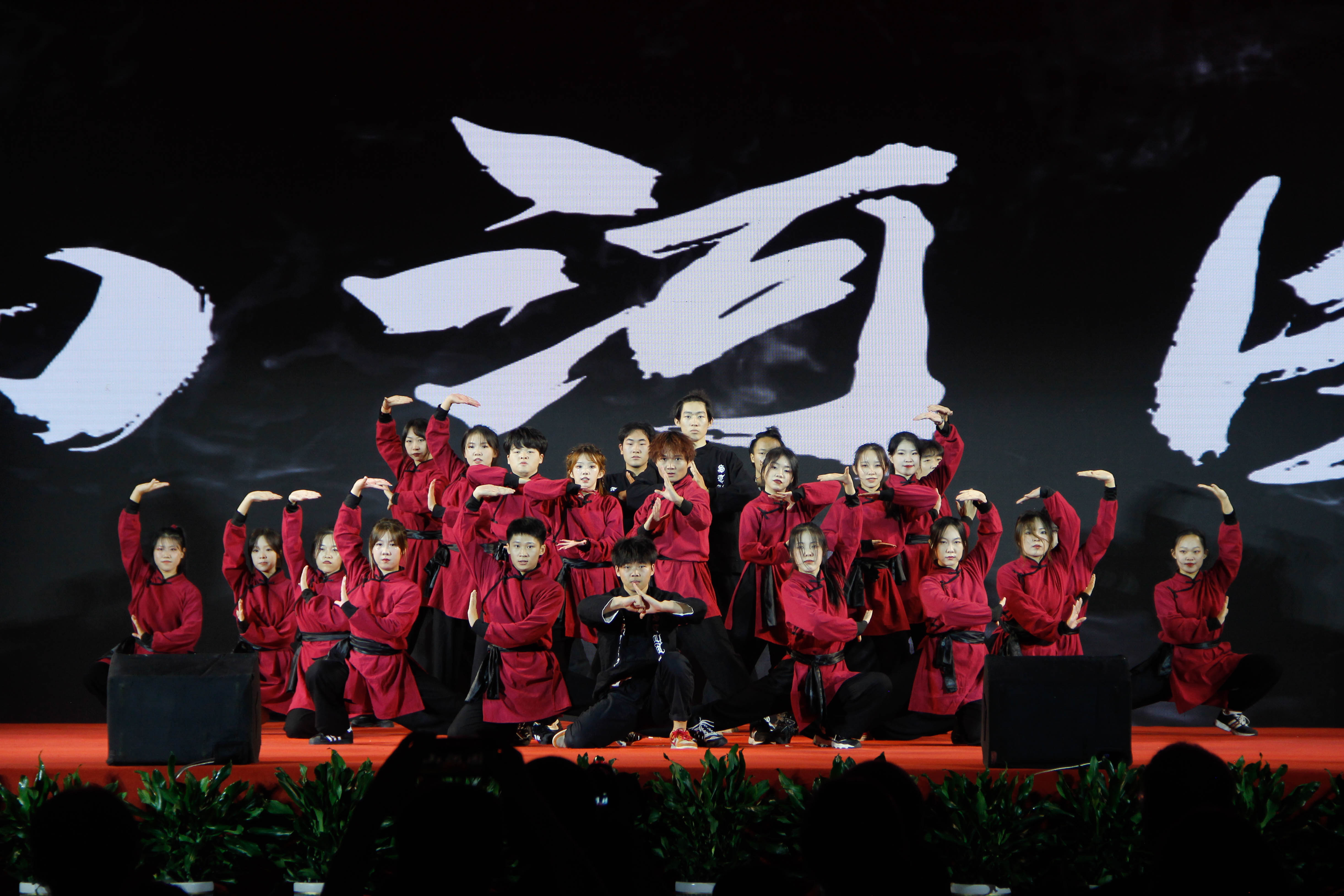 10.山河图.jpg